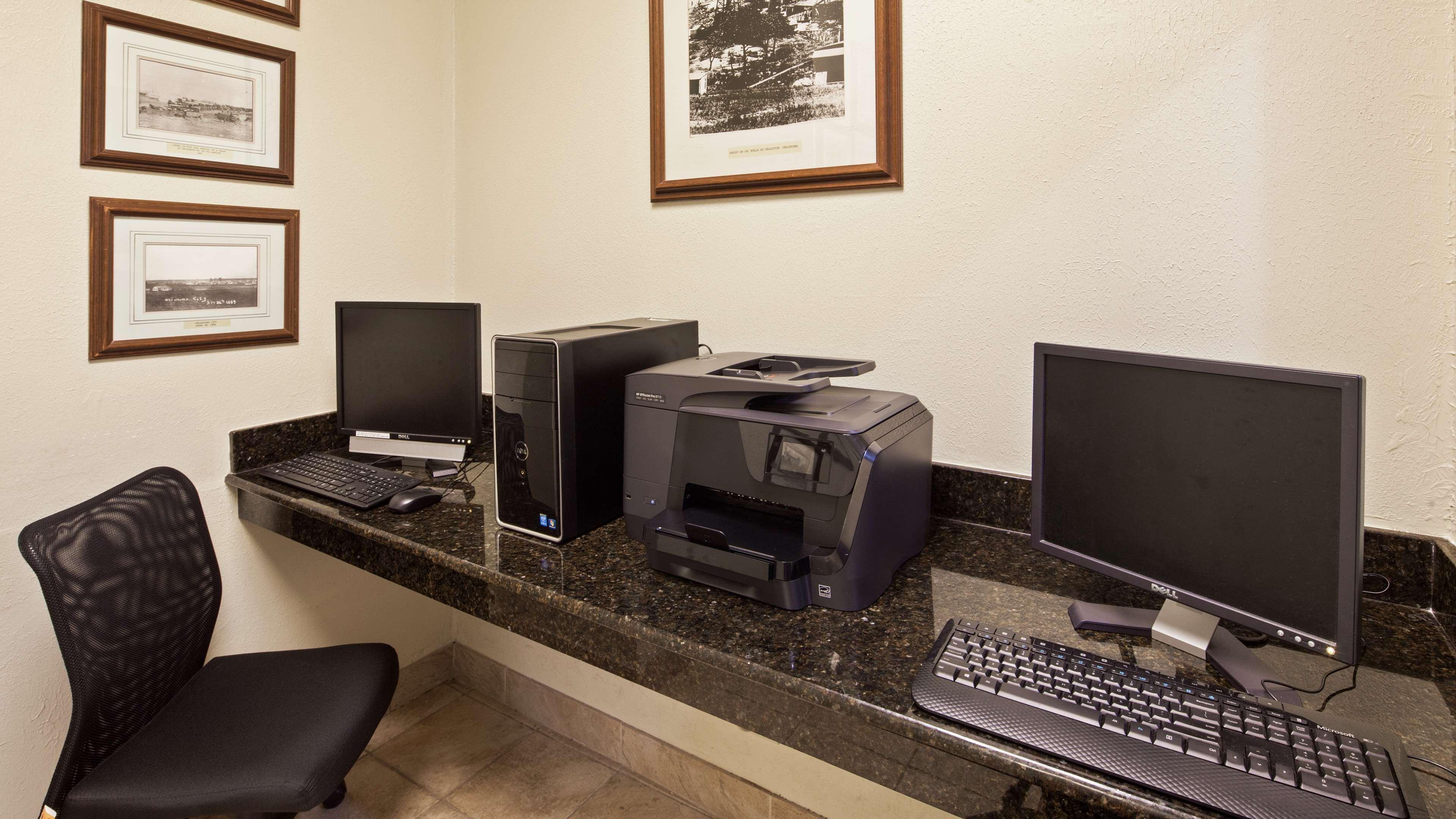 Surestay Plus By Best Western Lawton Exterior photo